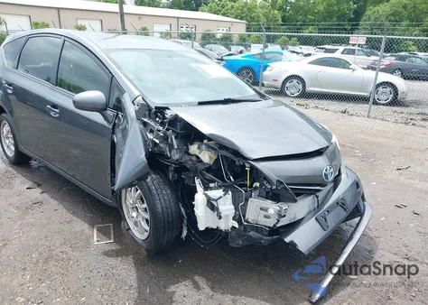 2013 Toyota Prius V Three из США, поврежденный, VIN JTDZN3EU4D3266115